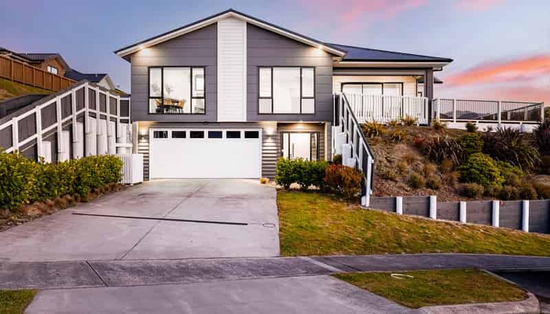 117 John Burke Drive, Aotea