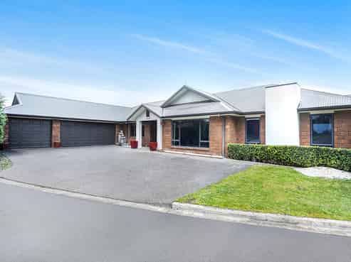 4 Ashbourne Lane, Dinsdale