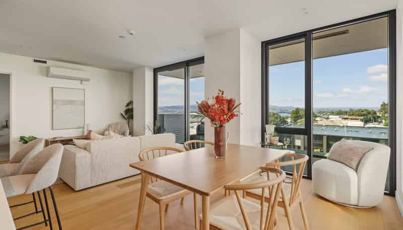 2/38 Elizabeth Street, Tauranga
