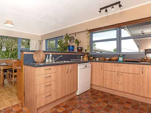 47 Cameron Road, Makauri