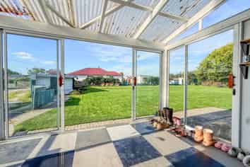 157 and 16 Seaward Road, Edendale