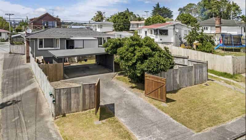 1/25 Fairclough Road, Beach Haven