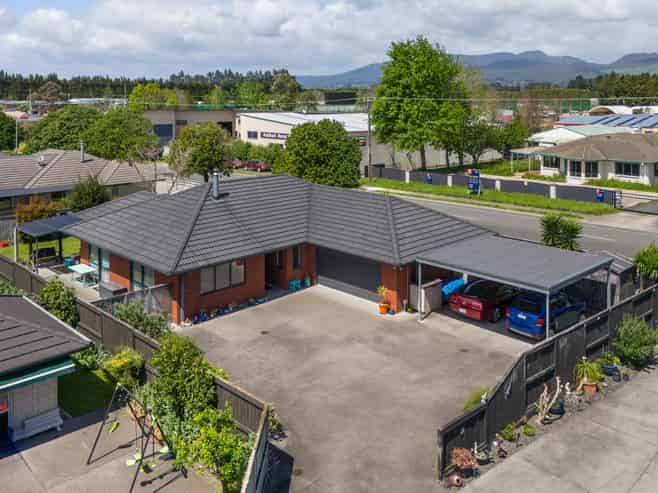 6 Maniaroa Drive, Katikati