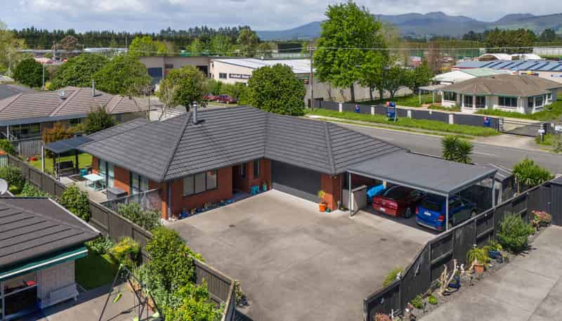 6 Maniaroa Drive, Katikati