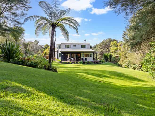 149K Glengarry Road, Glen Eden