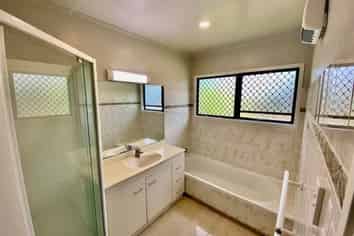 118 Porritt Avenue, Chatswood