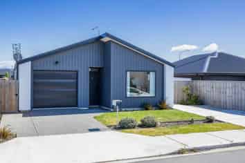 13 Witte Street, Woodend