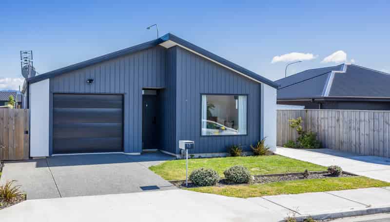 13 Witte Street, Woodend