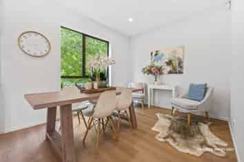 36A Whitford Road, Somerville