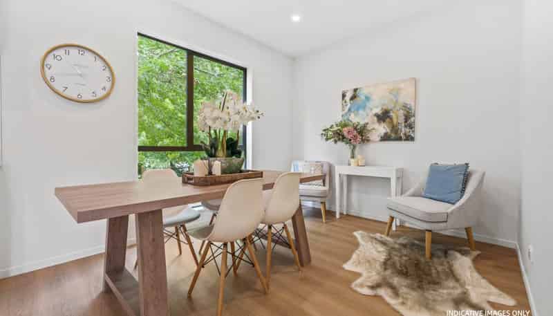 36A Whitford Road, Somerville