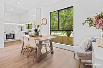 36A Whitford Road, Somerville