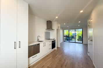 4/168 Rosebank Road, Avondale