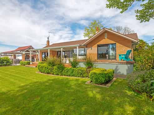 166 Main Road, Matawhero