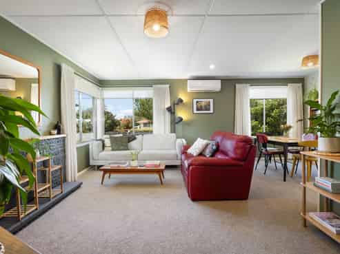 13 Farrier Grove, Featherston