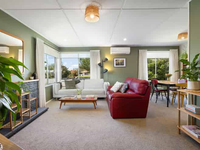 13 Farrier Grove, Featherston