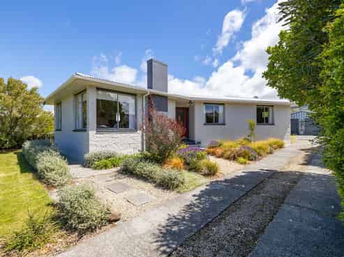 13 Farrier Grove, Featherston