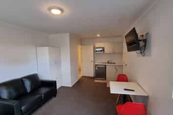 4D/52 Helena Road, Hillcrest