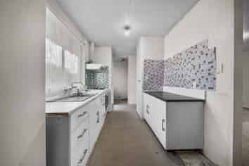 2/30 Kennington Drive, Clendon Park