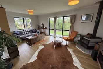 9 Rata Street, Tokomaru