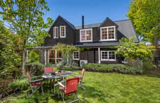 9 Hunter Crescent, Wanaka