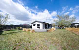 14 Rhoboro Road, Twizel