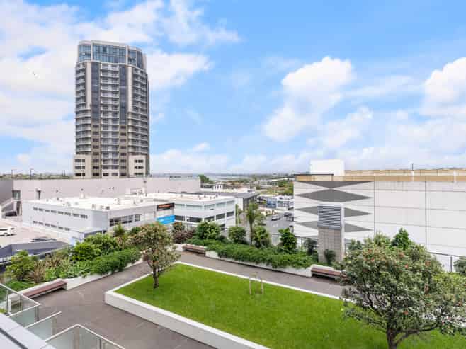 505/3 Northcroft Street, Takapuna