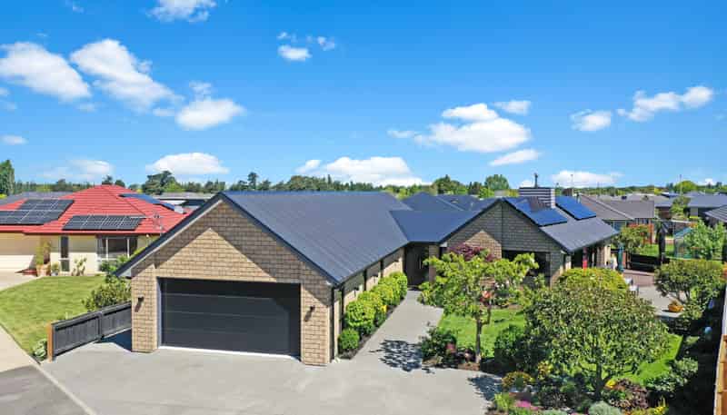 15 Orchard Grove, Netherby
