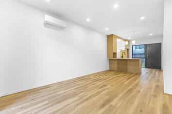 10D Keate Place, Mount Wellington