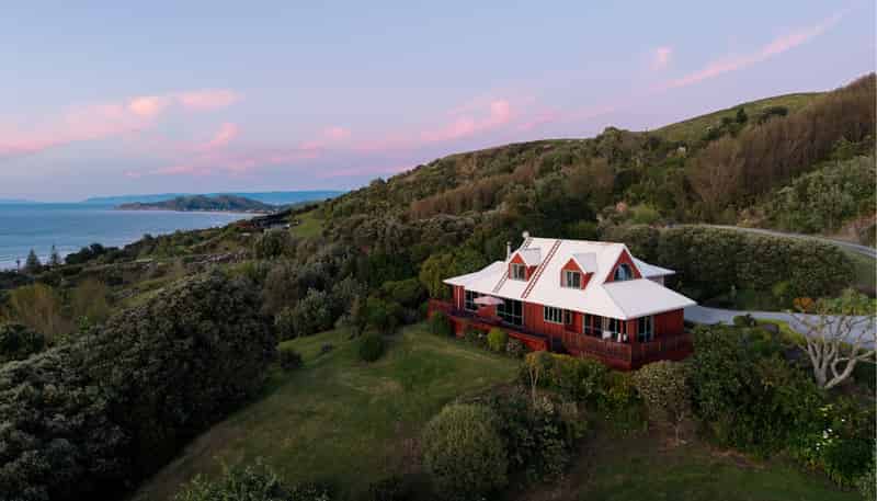 36 Sirrah Street, Okitu