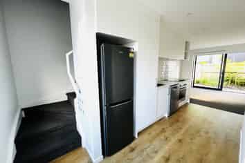 9/3234 Great North Road , New Lynn