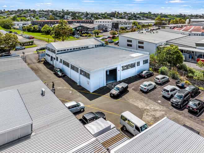 758M² MIXED USE INDUSTRIAL

 
