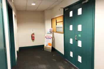 Sunny Office Suite/Medical Rooms 120m2 