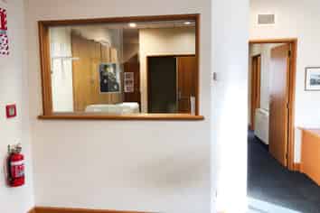 Sunny Office Suite/Medical Rooms 120m2 