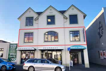 Sunny Office Suite/Medical Rooms 120m2 