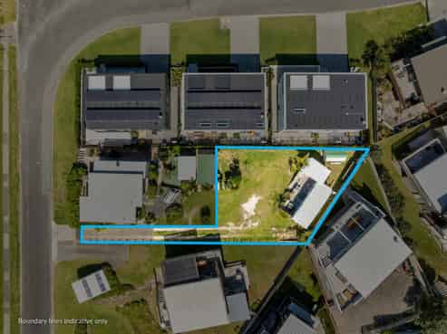 305 Winifred Avenue, Whangamata