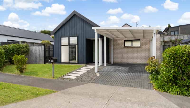 102 Whenuapai Drive, Whenuapai