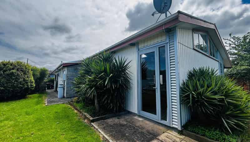 72 Somerset Road , Springvale