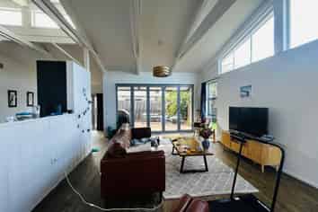 72 Somerset Road , Springvale