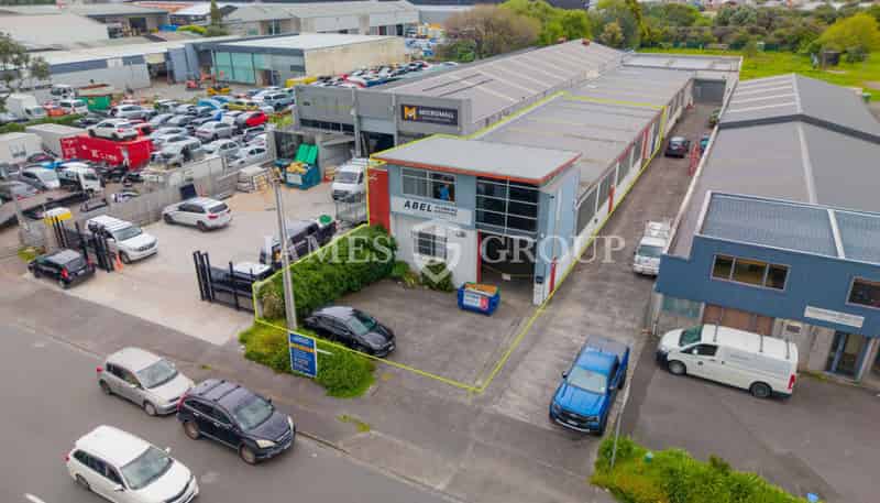 136 Captain Springs Road, Onehunga