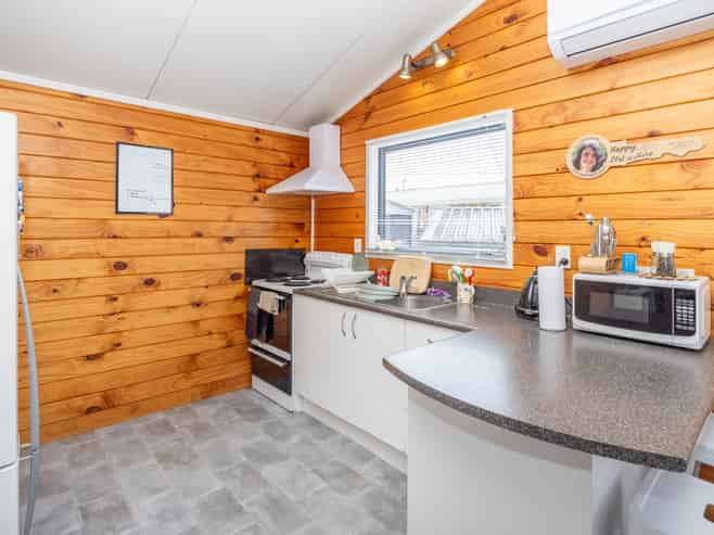 21a Acacia Crescent, Glenview