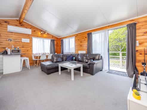 21a Acacia Crescent, Glenview