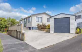 21a Acacia Crescent, Glenview
