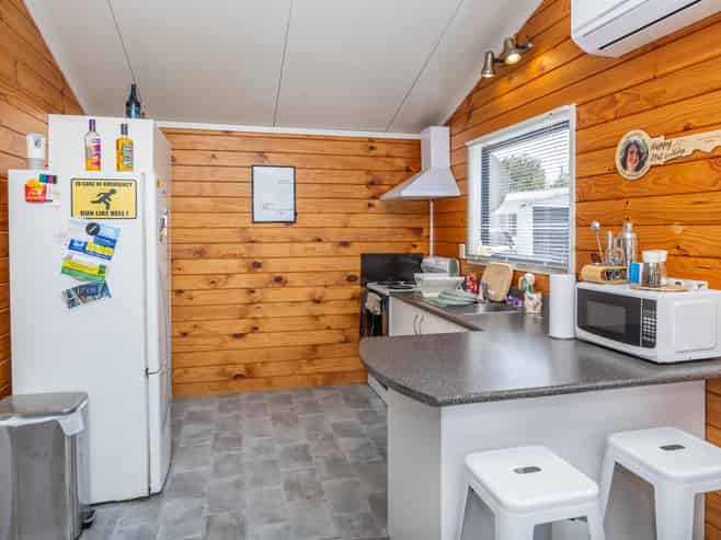 21a Acacia Crescent, Glenview