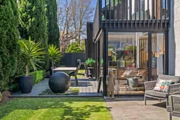 10 Shrewsbury Street, Merivale