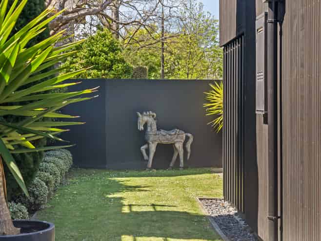 10 Shrewsbury Street, Merivale