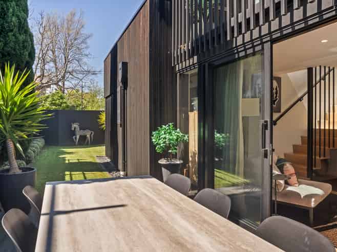 10 Shrewsbury Street, Merivale