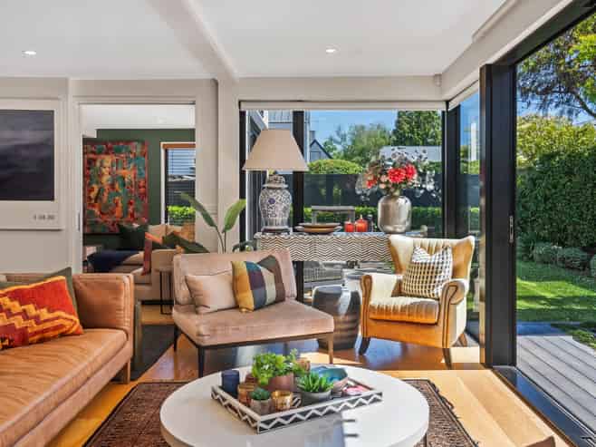 10 Shrewsbury Street, Merivale