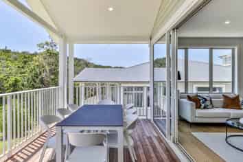 202 Landmark Terrace, Orewa