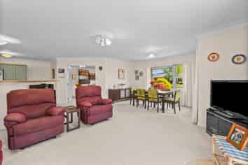 7 Tranquil Place, Allenton