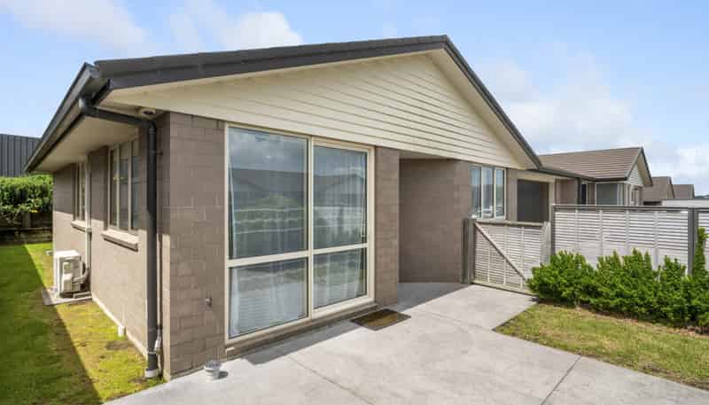 84/4 Greystone Place, Omokoroa